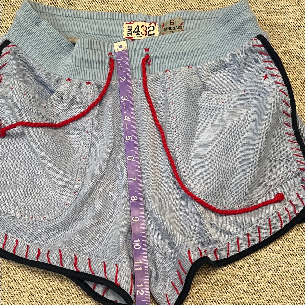 Stylish Light Blue Athletic Shorts with Red Accents‎ - Picture 7 of 7